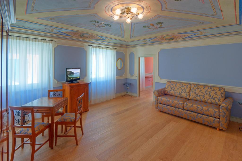 Il Vicolo Relais Bed & Breakfast Сироло Стая снимка